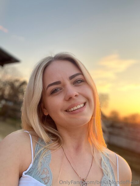 Bellablondofficial best pornstar pics