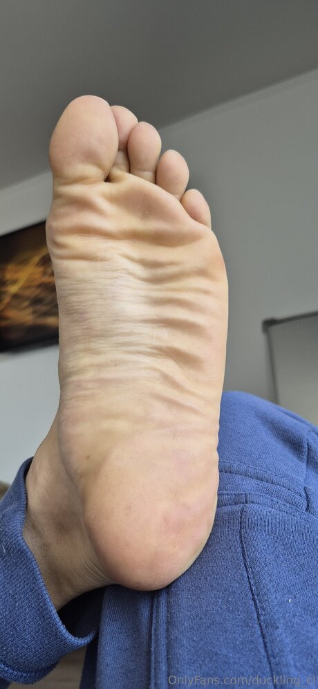 Duckling Cl nude actress pics