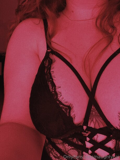 Naughtycai model hd photo