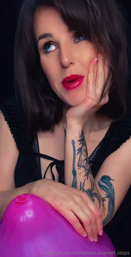 Empress Scarlett Steps pornstar perfect pic