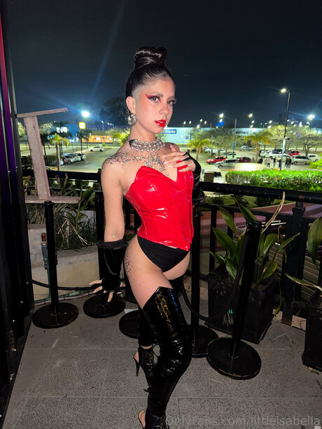 Littleisabella high quality actress photos