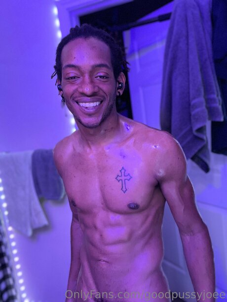 Goodpussyjoee hot model images