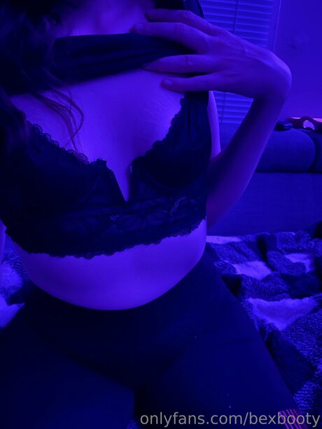 Bexbooty model free photos