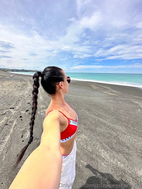 Zuzusweetprivate xxx star pics