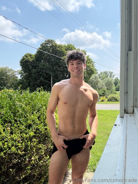 Cohencade top model pic