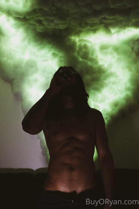 Oryanoryan sexy actress images