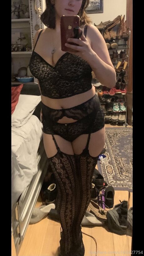 U165327754 free actress img