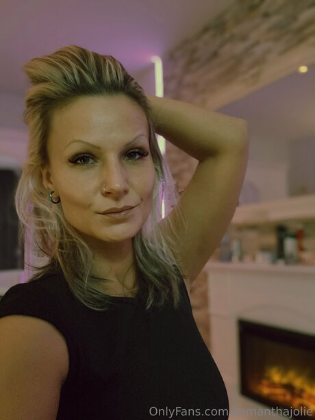 Samanthajolie pornstar hot photo