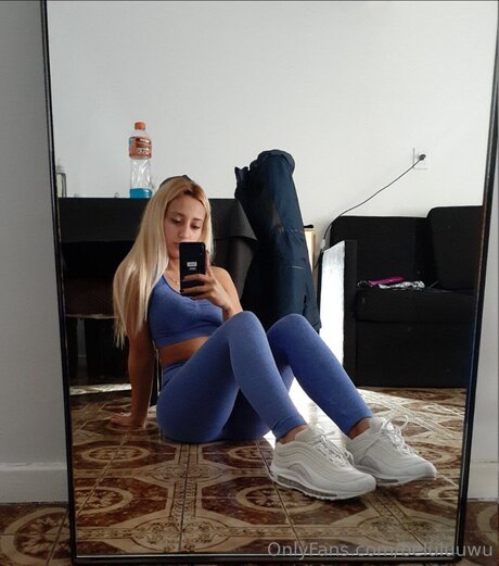 Beluluuwu model hd pictures