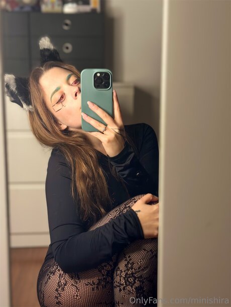 Minishira hd pornstar image