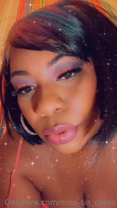 Miss Tia Cakes pornographic actress photos