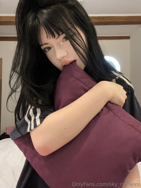 nude asian onlyfans top archive