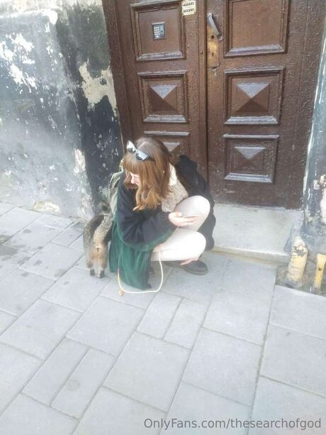 Thesearchofgod model hd photos