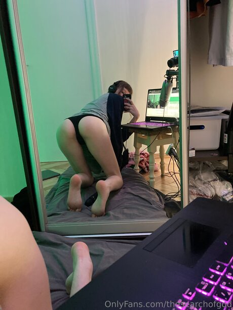 Thesearchofgod pornographic actress image