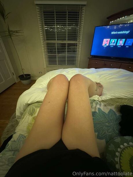 Nattoolate erotic actress image