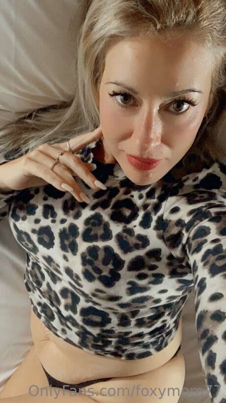 Foxymom77 xxx star galleries
