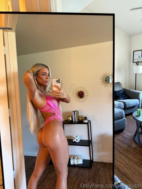 Notskybri xxx pornstar archive