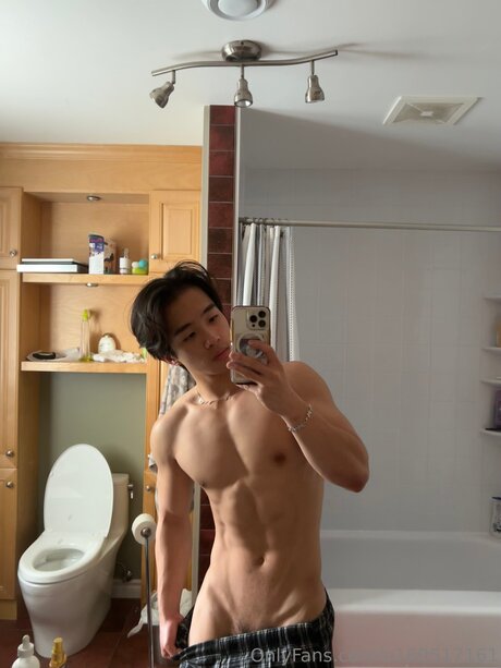 U169517161 model best image