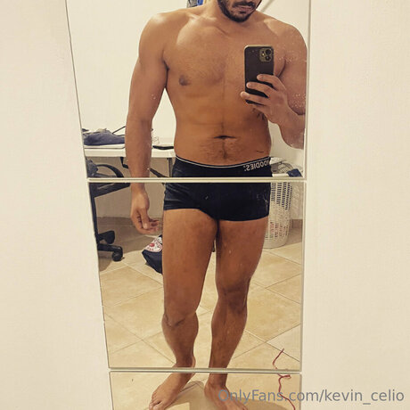 Kevingoldstein model perfect pics