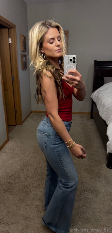 K B23 sex model images