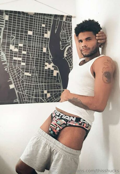 arab pussy onlyfans adult image