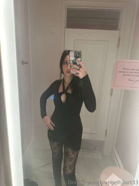 Angelh3art33 top actress photo