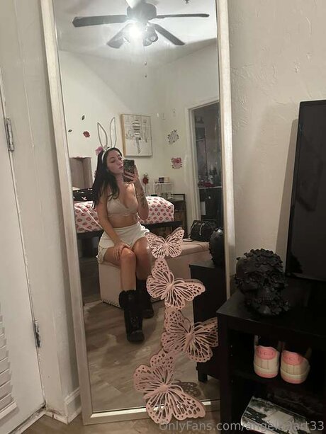 Angelh3art33 free actress images