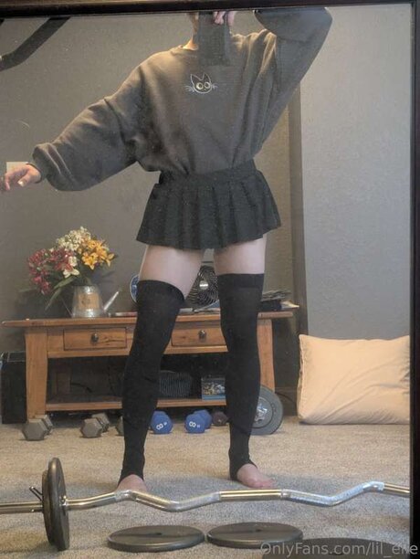 Lil Elle pornstar free pics