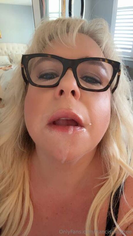 Francismayfree star adult img