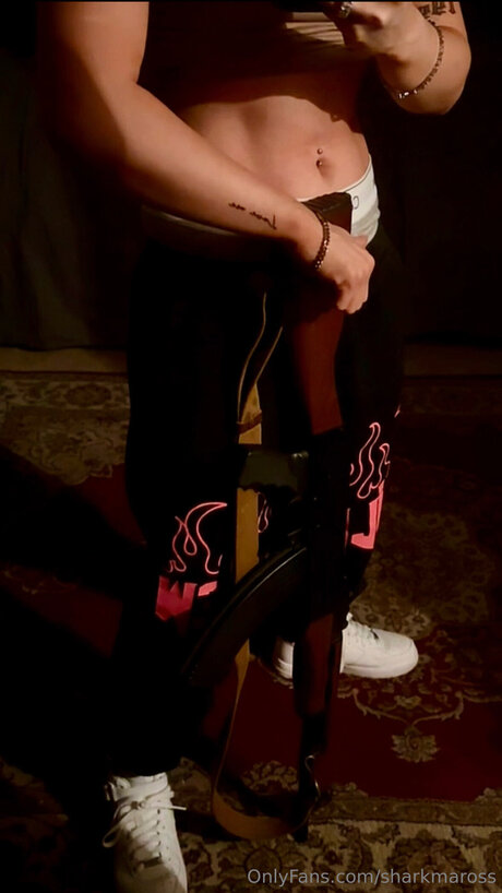 Sharkmaross exclusive actress photo