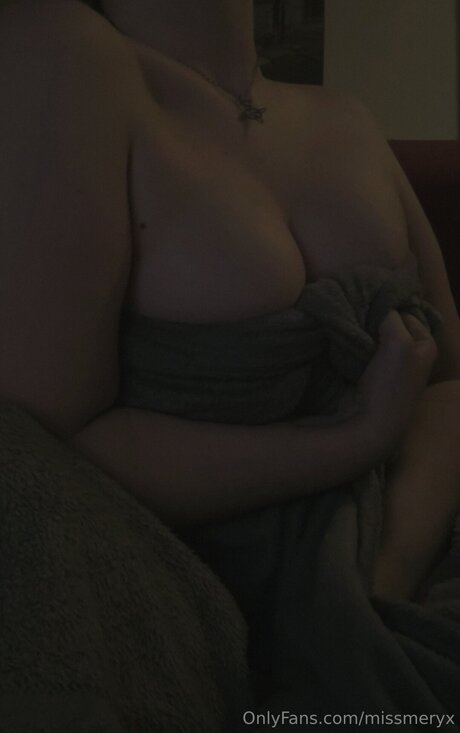 Missmeryx high quality pornstar picture