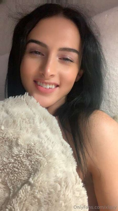 Xlayy model pornographic pics