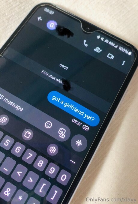 Xlayy hot pornstar img