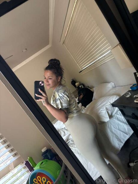 Organic Orgasm star free picture