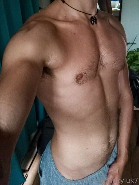 Lu Ken pretty model photo