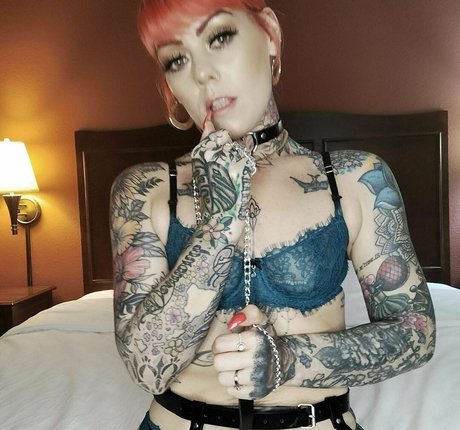 big dick shemale onlyfans free nude picture