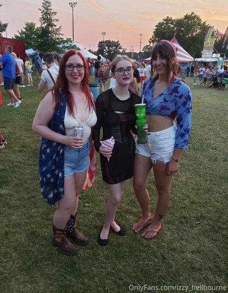 black shemale onlyfans erotic photo