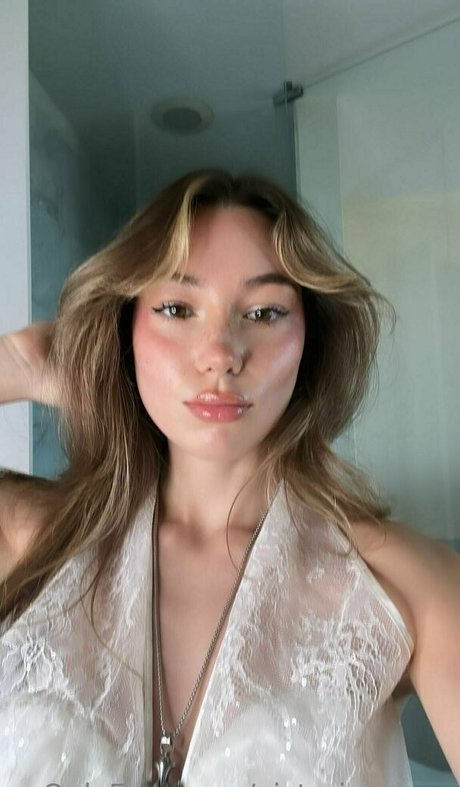 asian pussy onlyfans erotic images