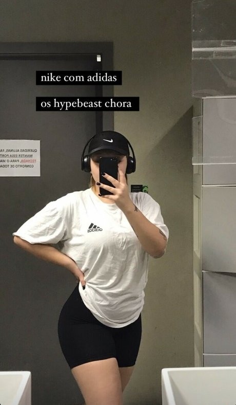 Leticia Rios beautiful star pic