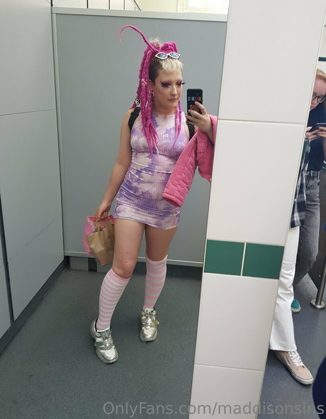 maddisonsins pornstar nude image