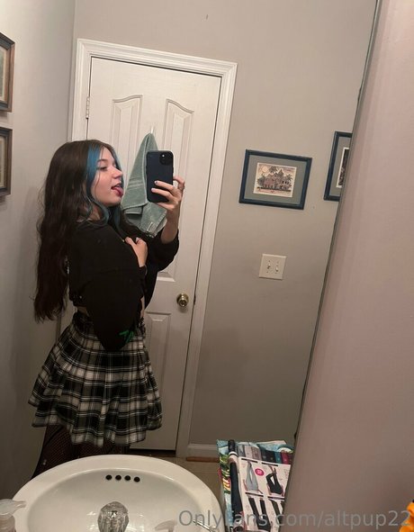 altpup22 erotic pornstar image