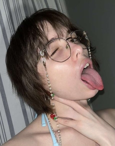 Emma Grace Murabito adult model picture