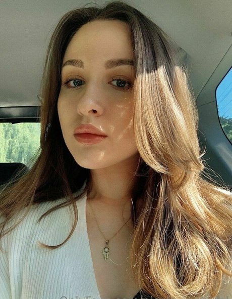 shemale handjob onlyfans art naked pictures