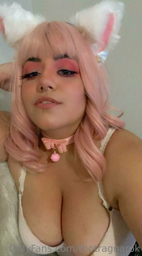 thotragnarok naked actress img