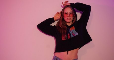 jackiehoff star perfect gallery