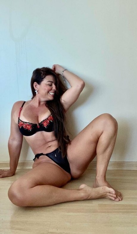 vanessafreitas nude pornstar picture