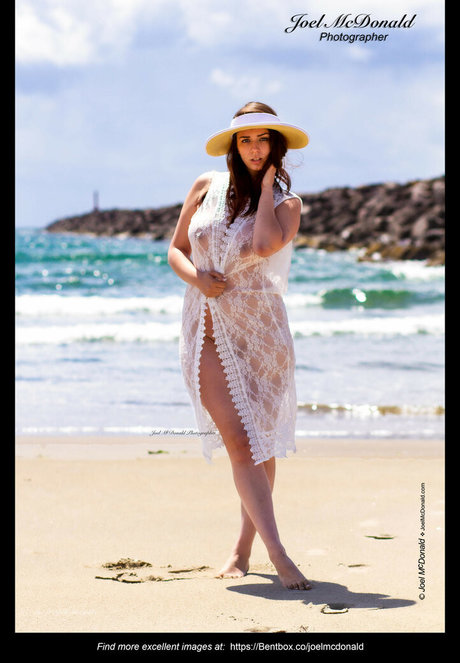 Tori Nikitin pretty model galleries