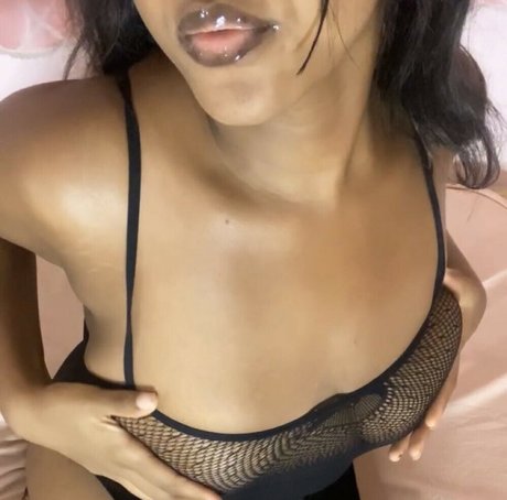 itsallpink adult model pictures