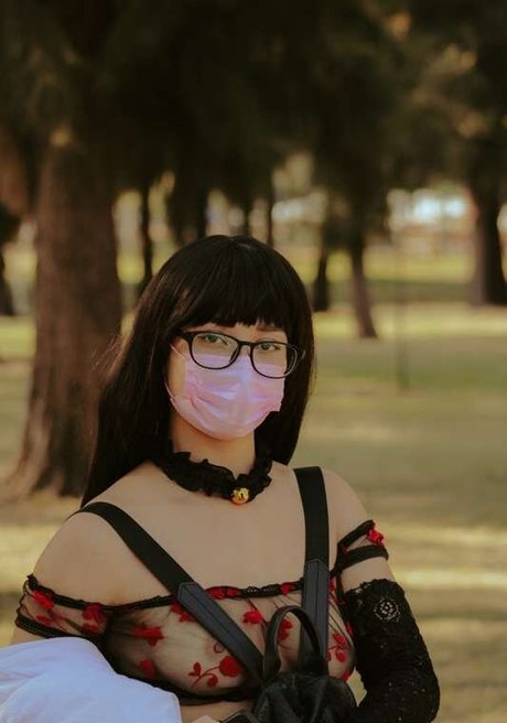 lachicaspider pornstar pretty picture