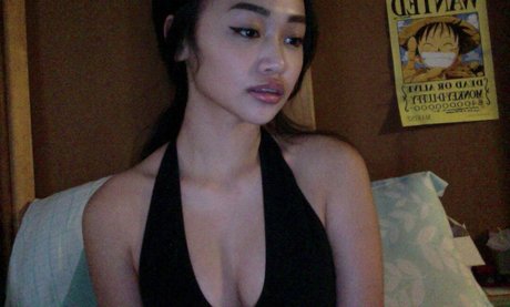 HangTW erotic pornstar picture